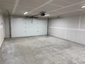 1240 Stadacona St W Moose Jaw House Unit A Rental Garage